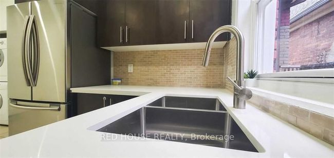 3 - 77 Victoria Ave N, Home with 2 bedrooms, 1 bathrooms and 1 parking in Hamilton ON | Image 9