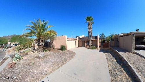 1524 S Saint Tropaz Pl, Tucson, AZ, 85713-1033 | Card Image