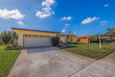 1585 Idle Drive, House other with 3 bedrooms, 2 bathrooms and null parking in CLEARWATER FL | Image 3