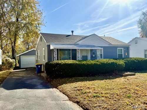 4322 Saint Dominic Ln, Saint Ann, MO, 63074-1111 | Card Image