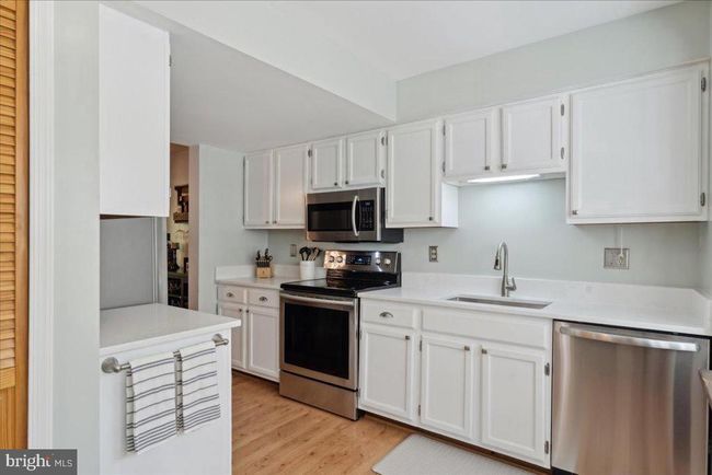 15369 Inlet Pl, Townhouse with 3 bedrooms, 3 bathrooms and null parking in DUMFRIES VA | Image 6