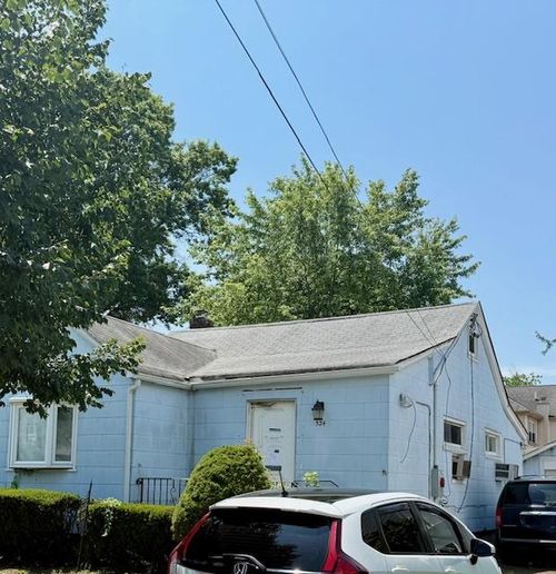 324 Maplegrove Ave, Uniondale, NY, 11553-2026 | Card Image