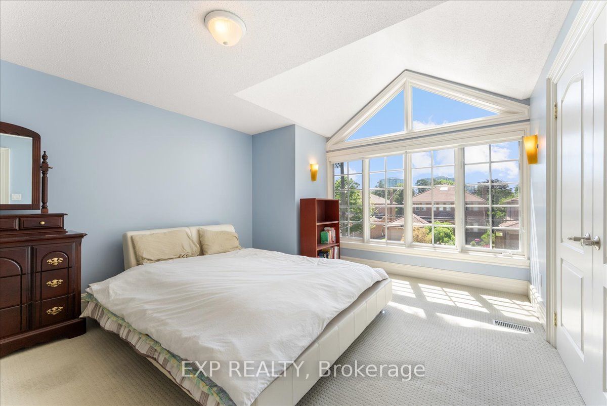 Residential Lease in Toronto E07 4