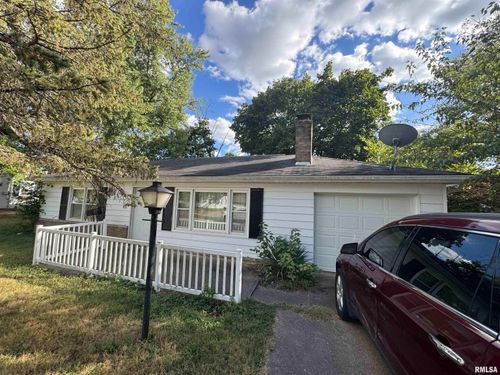 2214 W Arrowhead Ln, Peoria, IL, 61604-2326 | Card Image