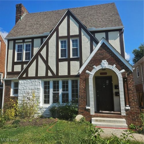 1-3695 Rolliston Rd, Shaker Heights, OH, 44120-5136 | Card Image