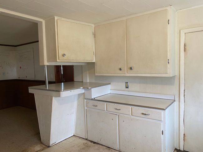 207 E Main St, House other with 4 bedrooms, 2 bathrooms and null parking in Vernon MI | Image 4
