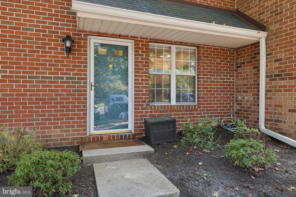Sycamore Ct, Lawrence Township, NJ 08648
