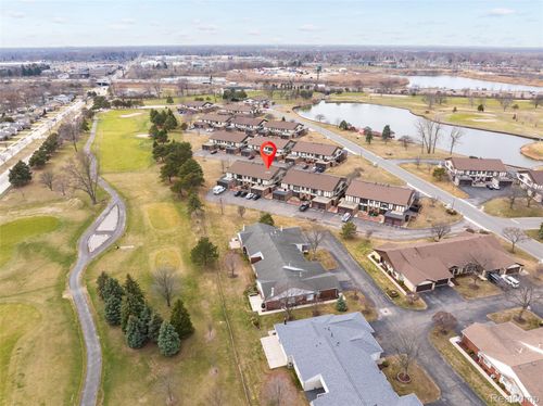 517 Country Club Dr, Saint Clair Shores, MI, 48082-1064 | Card Image