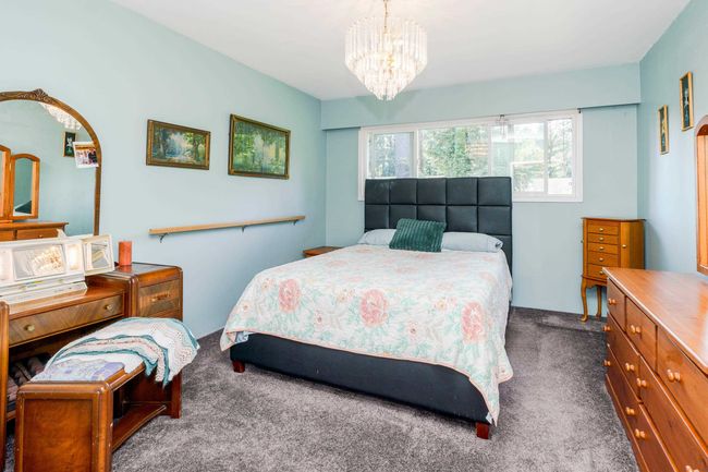 12730 226 St, House other with 3 bedrooms, 1 bathrooms and 4 parking in Maple Ridge BC | Image 20