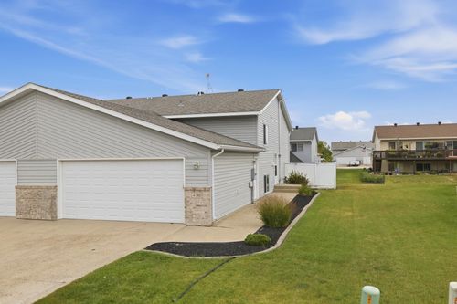 4780 52nd St S, Fargo, ND, 58104-4319 | Card Image