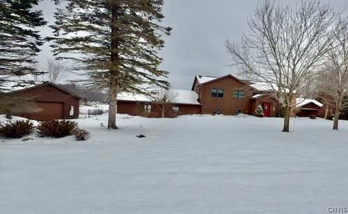 29 Meadowbrook Ln, Central Square, NY, 13036-2332 | Card Image