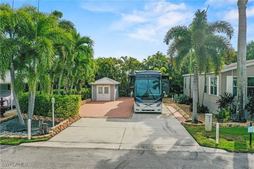 5551 Brightwood Dr, FORT MYERS, FL, 33905 | Card Image