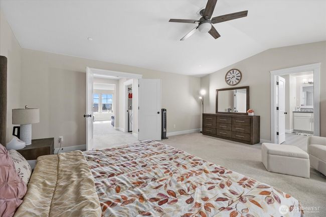 Too much room? Never | Image 26