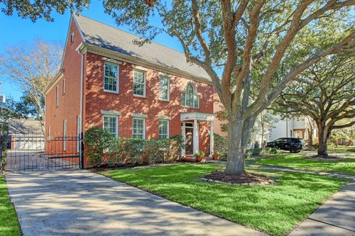 6639 Rutgers Ave, West University Place, TX, 77005-3852 | Card Image