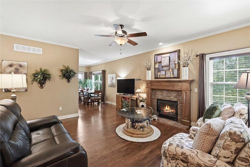 7817 W 158th Pl, Overland Park, KS, 66223-3502 | Card Image