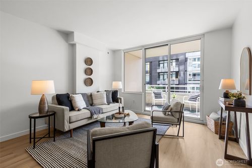 504-2600 2nd Ave, Seattle, WA, 98121 | Card Image