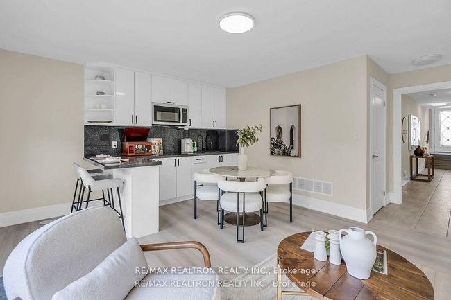 178 Golden Trail, House attached with 5 bedrooms, 4 bathrooms and 1 parking in Vaughan ON | Image 33