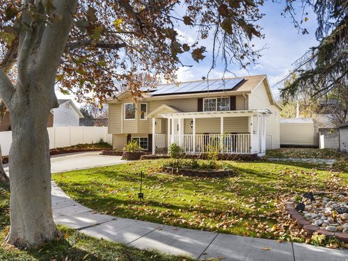 6016 Paprika Cir, Taylorsville, UT, 84129-2433 | Card Image