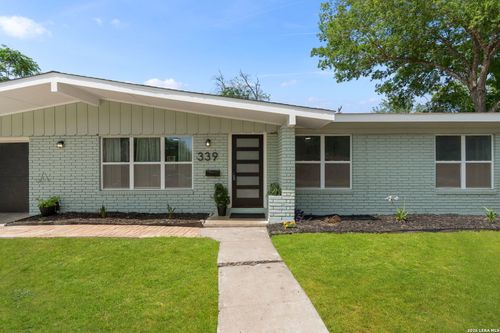 339 Springwood Ln, San Antonio, TX, 78216 | Card Image