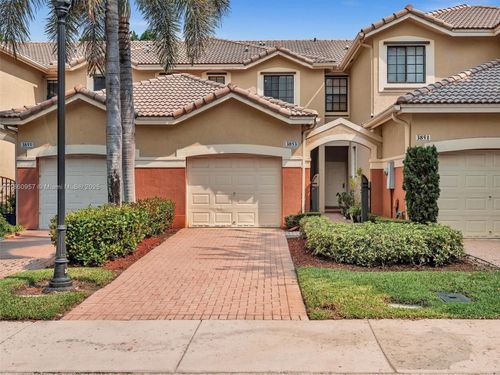 3853 Tree Top Dr, Weston, FL, 33332-2139 | Card Image