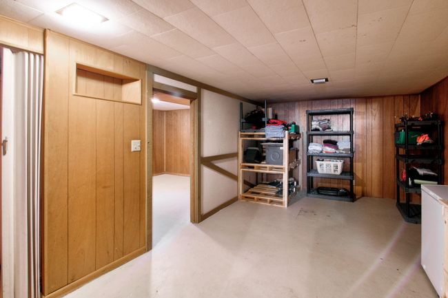 LL Office/Den/Family Room | Image 11