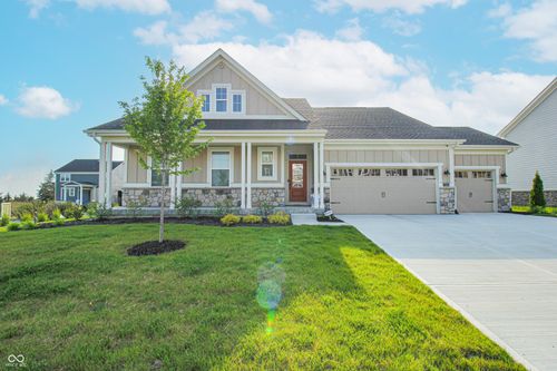 7284 Bayview Run, Mccordsville, IN, 46055-9840 | Card Image
