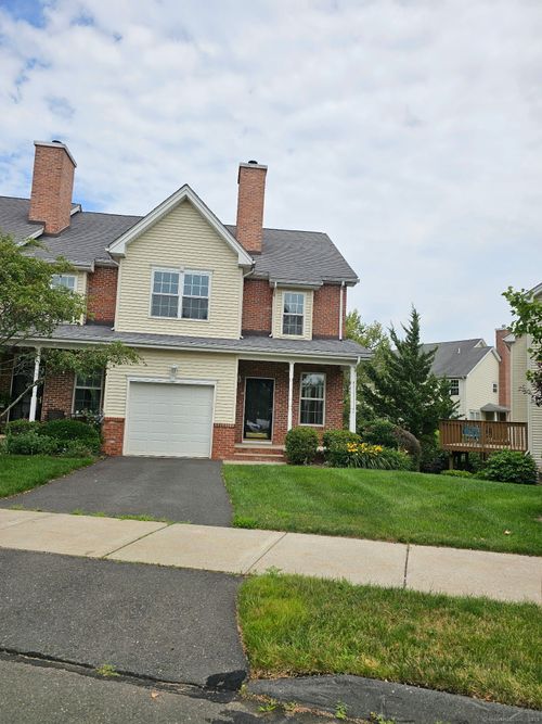 1-1 Rhodora Ter, Windsor, CT, 06095-4721 | Card Image