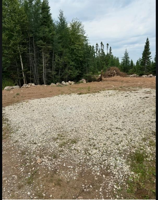Land in Howley 5