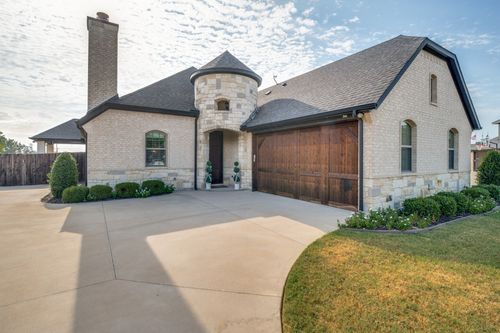 551 Chandler Ct, Pilot Point, TX, 76258-1500 | Card Image