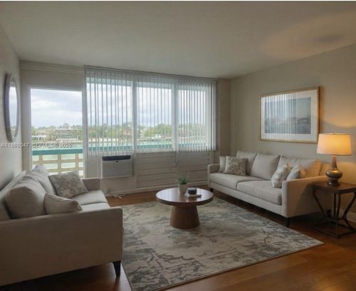 apt-315-6484 Indian Creek Dr, Miami Beach, FL, 33141-5814 | Card Image