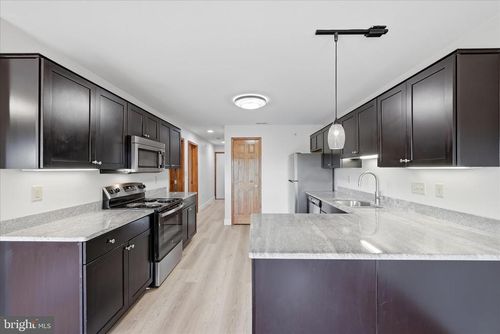 4-443 Millwood Ave, WINCHESTER, VA, 22601-5190 | Card Image