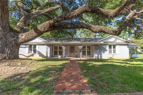 515 Bush Ave, Alexandria, LA, 71301-5321 | Card Image