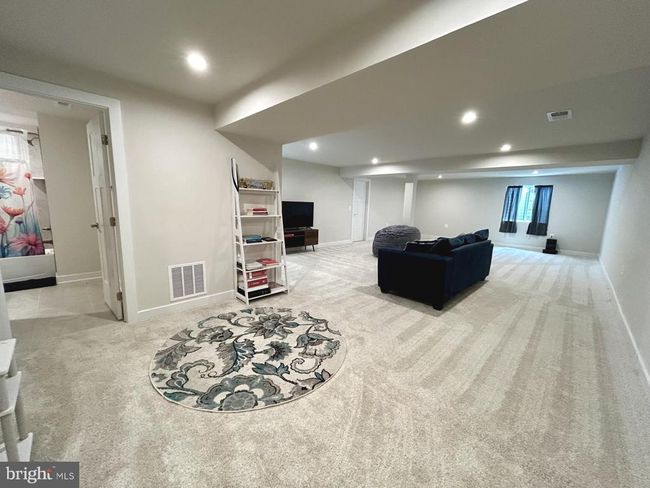 17 Perspective Pl, House other with 3 bedrooms, 3 bathrooms and null parking in HEDGESVILLE WV | Image 36