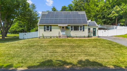 116 Chestnut St, Bristol, CT, 06010-6226 | Card Image