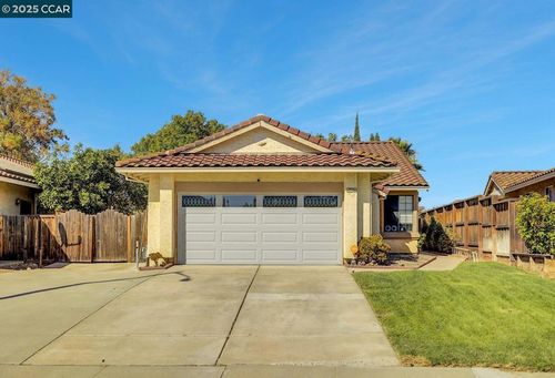 2813 Carob St, Antioch, CA, 94509-7344 | Card Image