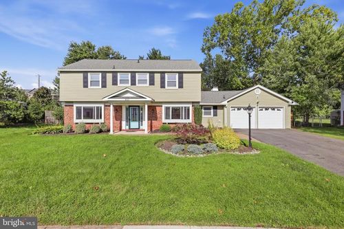 4111 Meadow Hill Ln, FAIRFAX, VA, 22033-3113 | Card Image