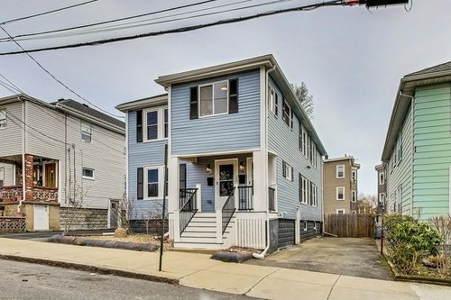 41-39 Luke Rd, Everett, MA, 02149-4817 | Card Image
