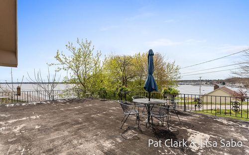 3186 Arlington Ave, Muskegon, MI, 49441-1002 | Card Image
