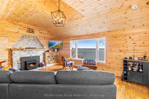 1132 Dyers Bay Rd, Miller Lake, ON, N0H1Z0 | Card Image