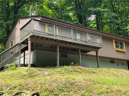17 Steam Hollow Rd, Greenfield Park, NY, 12435-5007 | Card Image