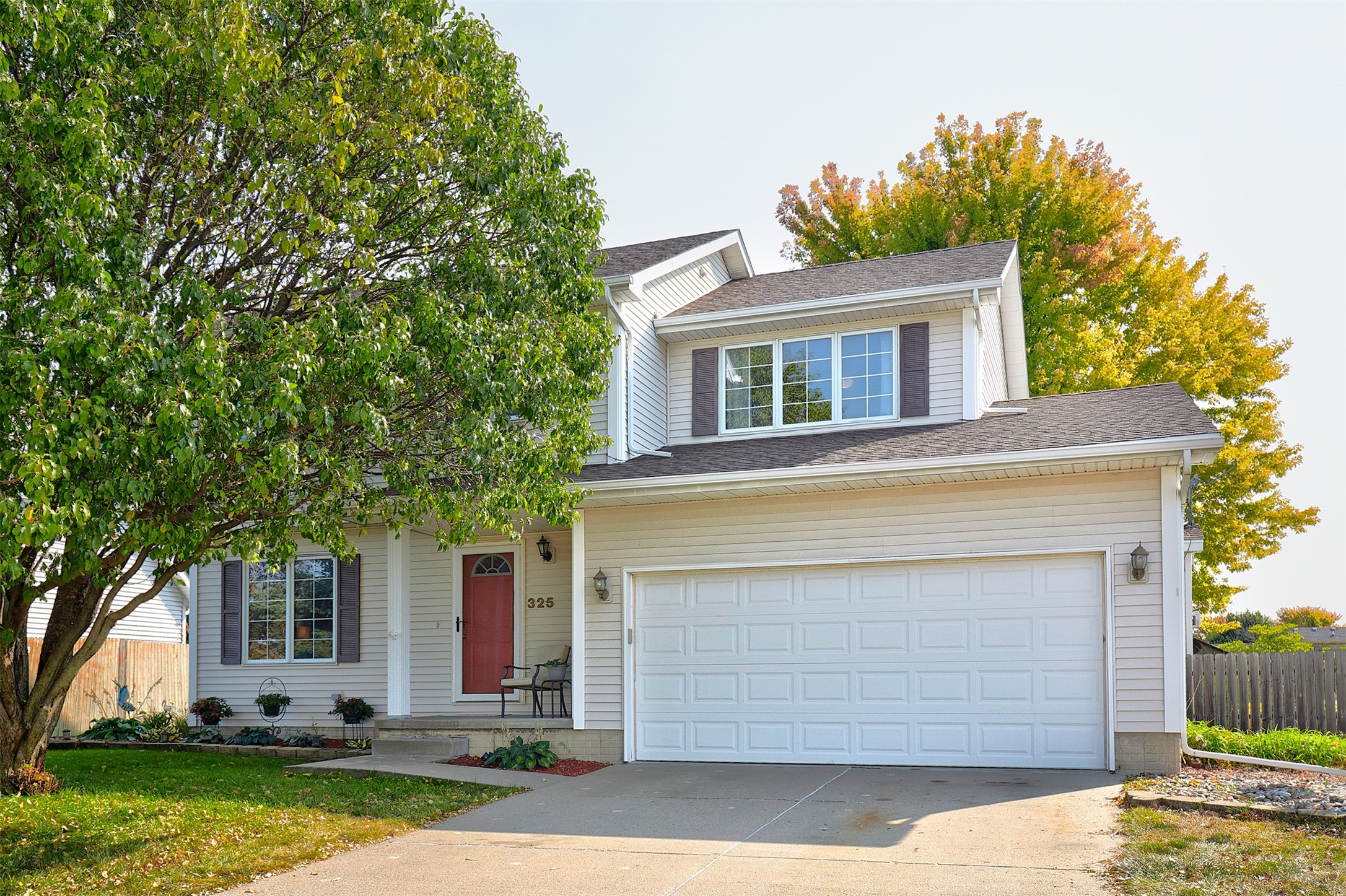 Meadowlark Ln, Waukee, IA 50263