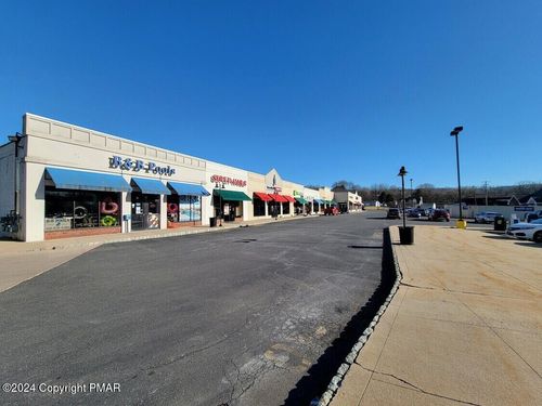 25 Main #11 Street, Hellertown, PA, 18055 | Card Image