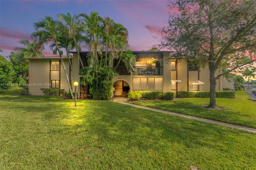 2-442 Pine Glen Ln, Greenacres, FL, 33463-8540 | Card Image