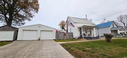 317 Poplar St, Mount Carmel, IL, 62863-1521 | Card Image