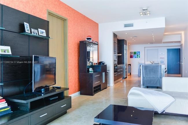 APT-5108 - 900 Biscayne Blvd, Condo with 2 bedrooms, 3 bathrooms and null parking in Miami FL | Image 10