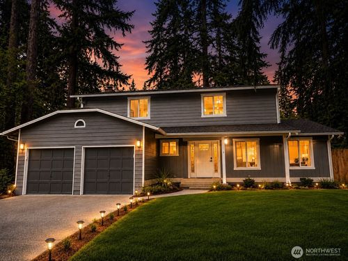8430 Se 45th St, Mercer Island, WA, 98040-4039 | Card Image