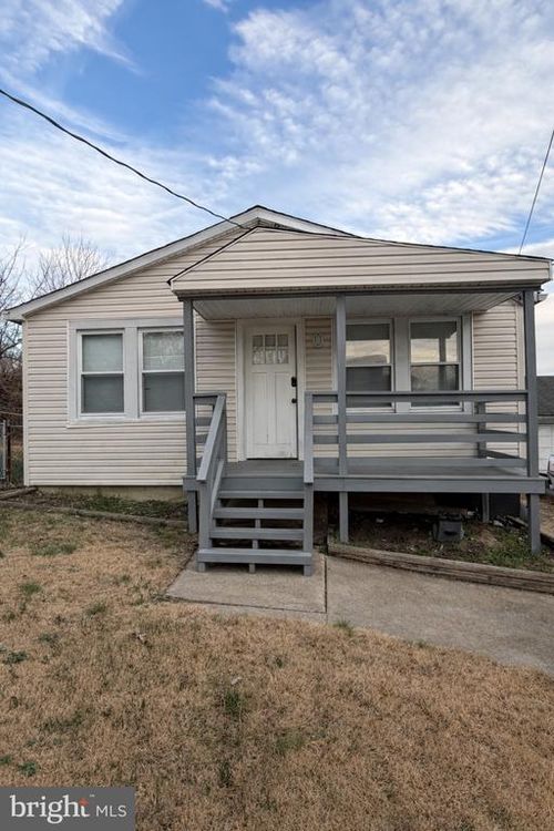 7515 Belmont Ave, BALTIMORE, MD, 21224-3203 | Card Image