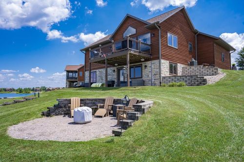 N8432 Lookout Point Ct, New Lisbon, WI, 53950-9112 | Card Image