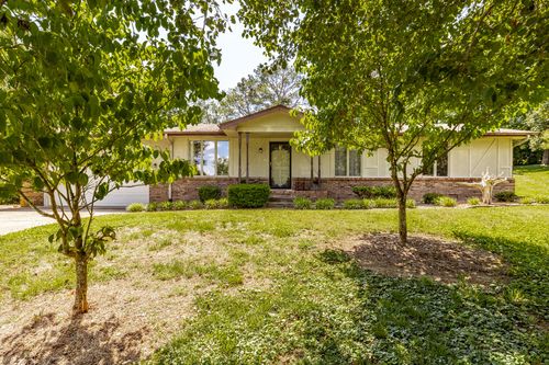 204 Bryan House Dr, Goodlettsville, TN, 37072-1204 | Card Image
