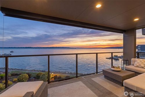 207-827 Lake St S, Kirkland, WA, 98033-6480 | Card Image